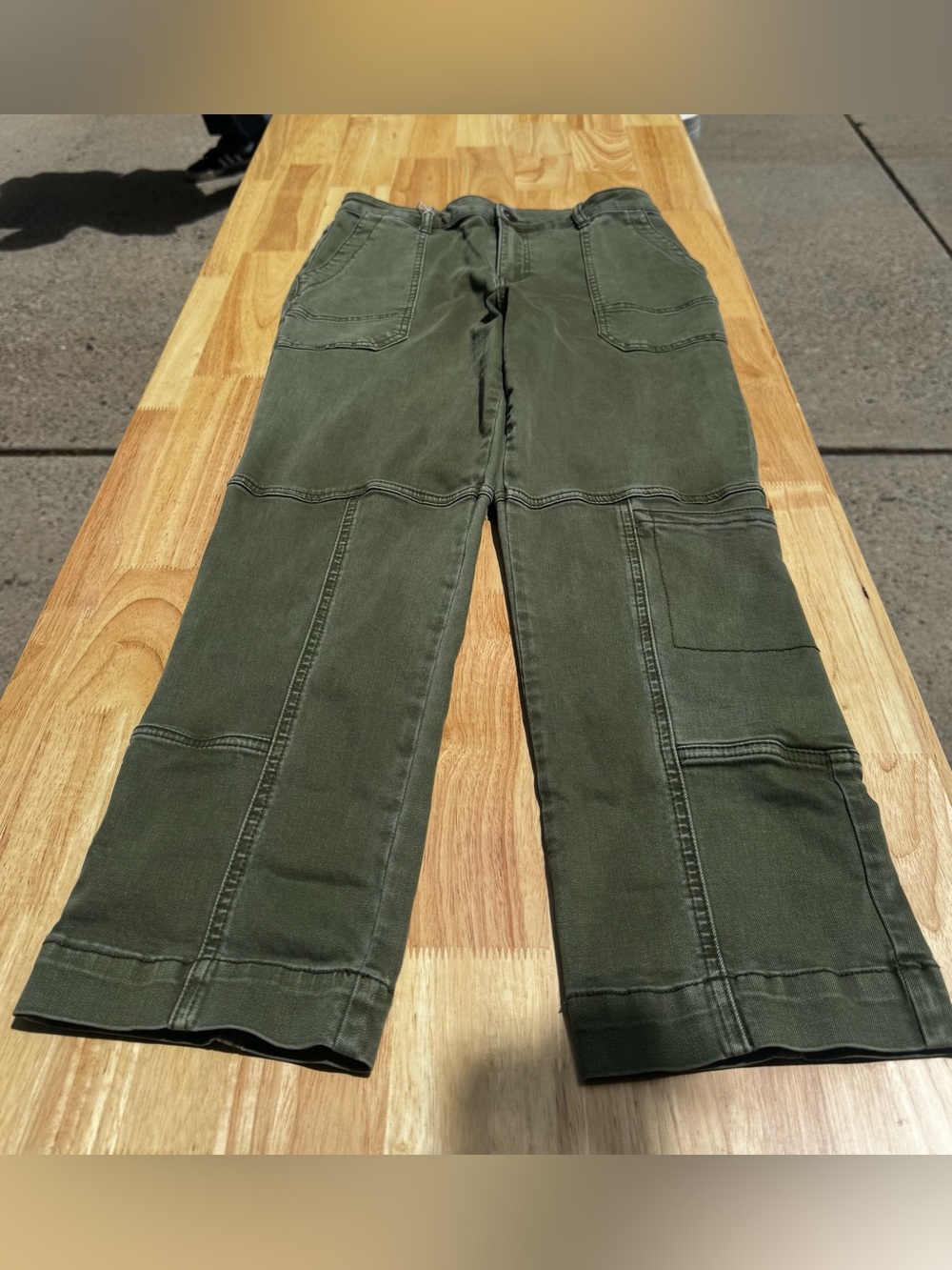 Kut from the Kloth Elizebeth high rose jeans. - Picture 2 of 9